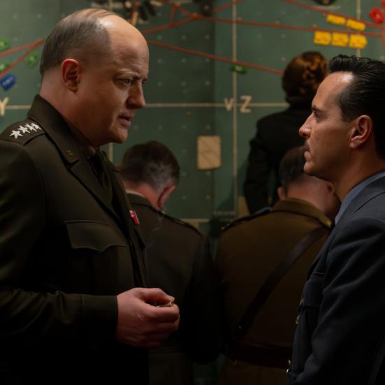 Brendan Fraser og Andrew Scott i filmen Pressure.