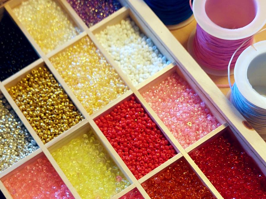 Perler til perleplader i mange farver.